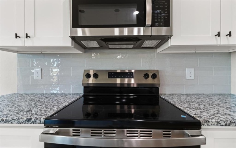 212 Lead Creek Drive, Fort Worth, TX 76131, 3 Habitaciones Habitaciones , ,2 BañosBaños,Residential,En Venta,212 Lead Creek Drive,0,21085272