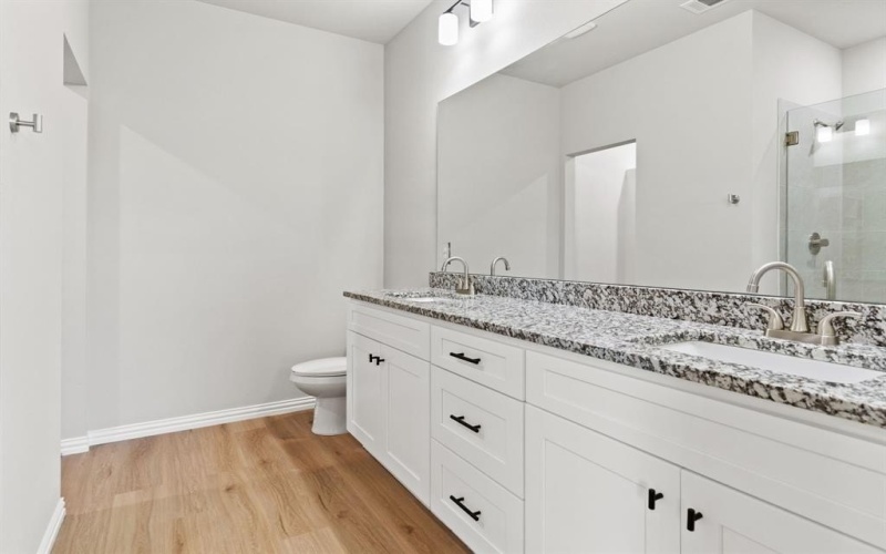 212 Lead Creek Drive, Fort Worth, TX 76131, 3 Habitaciones Habitaciones , ,2 BañosBaños,Residential,En Venta,212 Lead Creek Drive,0,21085272