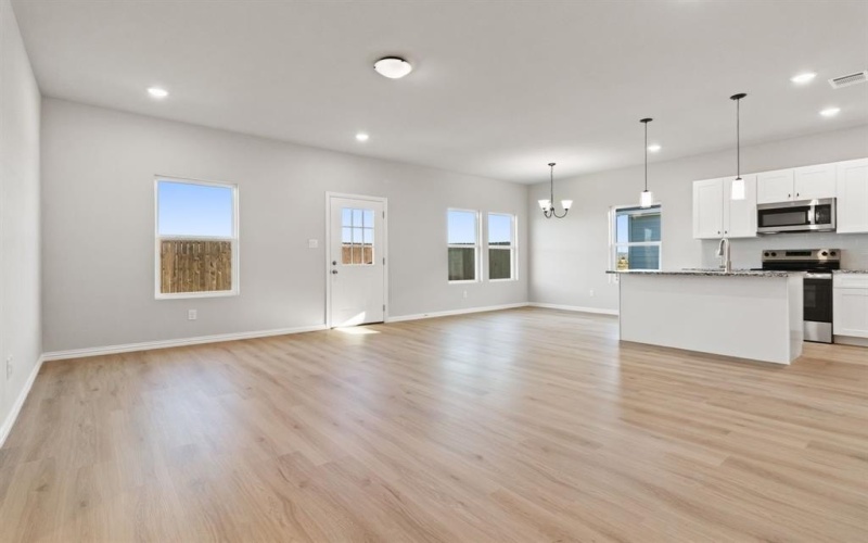 212 Lead Creek Drive, Fort Worth, TX 76131, 3 Habitaciones Habitaciones , ,2 BañosBaños,Residential,En Venta,212 Lead Creek Drive,0,21085272