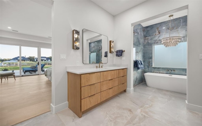 1532 Laguna Bay N, Pelican Bay, TX 76020, 6 Bedrooms Bedrooms, ,6 BathroomsBathrooms,Residential,For Sale,1532 Laguna Bay N,0,21085276