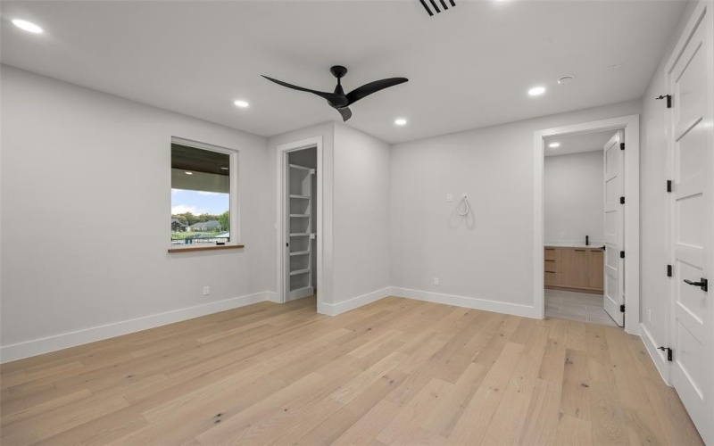 1532 Laguna Bay N, Pelican Bay, TX 76020, 6 Bedrooms Bedrooms, ,6 BathroomsBathrooms,Residential,For Sale,1532 Laguna Bay N,0,21085276