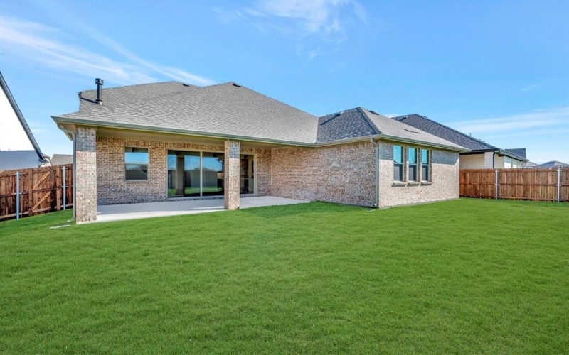 728 Emerald Heights, Lavon, TX 75166, 5 Bedrooms Bedrooms, ,5 BathroomsBathrooms,Residential,For Sale,728 Emerald Heights,0,21085306