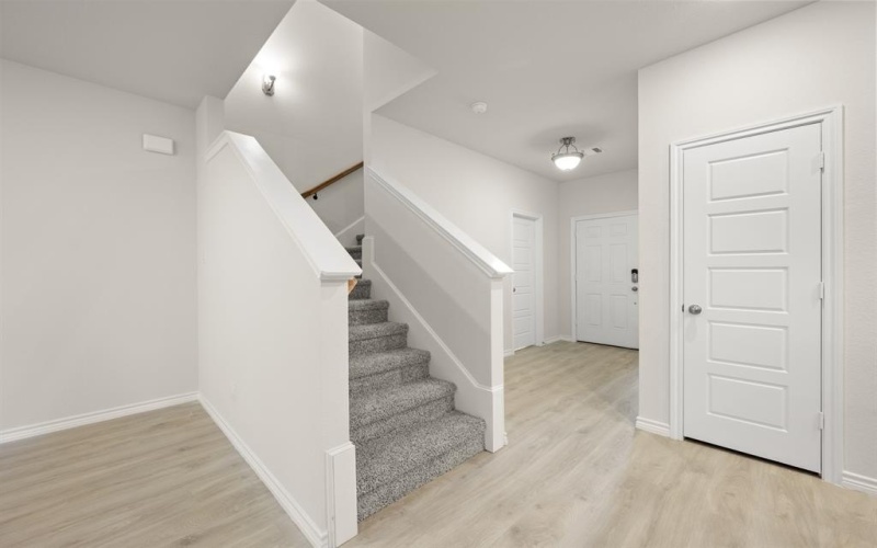 501-503 S Mockingbird Lane, Denton, TX 76205, 8 Habitaciones Habitaciones , ,5 BañosBaños,Residential Multi Family,En Venta,501-503 S Mockingbird Lane,0,21085353