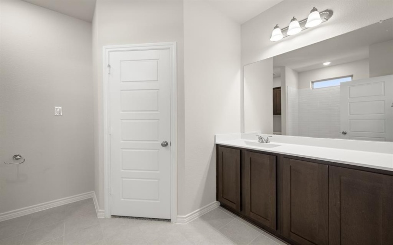 501-503 S Mockingbird Lane, Denton, TX 76205, 8 Habitaciones Habitaciones , ,5 BañosBaños,Residential Multi Family,En Venta,501-503 S Mockingbird Lane,0,21085353