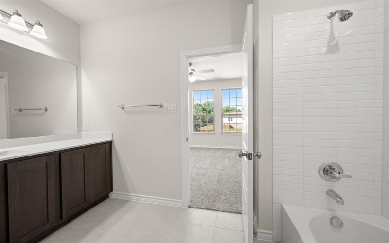 501-503 S Mockingbird Lane, Denton, TX 76205, 8 Habitaciones Habitaciones , ,5 BañosBaños,Residential Multi Family,En Venta,501-503 S Mockingbird Lane,0,21085353