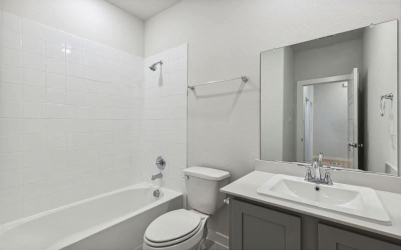 401 Green Gables Drive, McKinney, TX 75071, 3 Bedrooms Bedrooms, ,2 BathroomsBathrooms,Residential,For Sale,401 Green Gables Drive,0,21085481