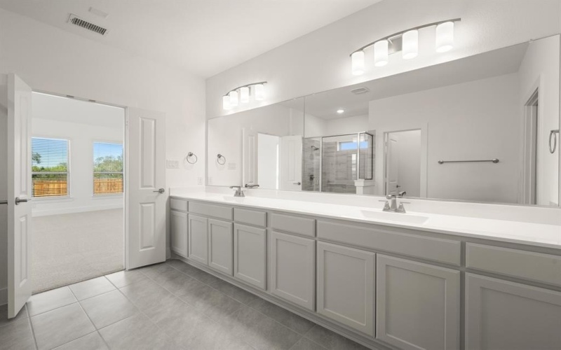 1915 Silvercreek Lane, Cedar Hill, TX 75104, 4 Habitaciones Habitaciones , ,3 BañosBaños,Residential,En Venta,1915 Silvercreek Lane,0,21085521