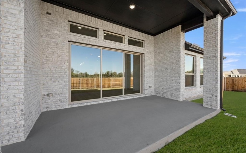 1915 Silvercreek Lane, Cedar Hill, TX 75104, 4 Habitaciones Habitaciones , ,3 BañosBaños,Residential,En Venta,1915 Silvercreek Lane,0,21085521