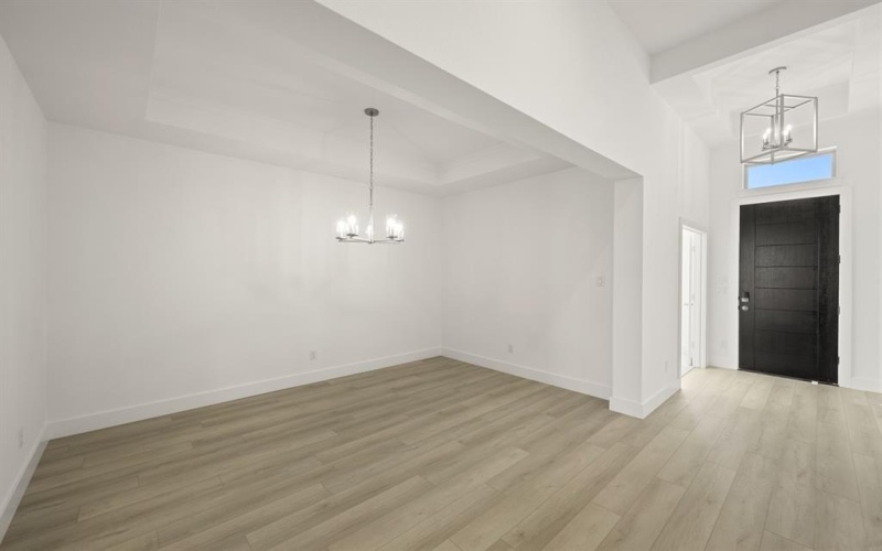 1915 Silvercreek Lane, Cedar Hill, TX 75104, 4 Habitaciones Habitaciones , ,3 BañosBaños,Residential,En Venta,1915 Silvercreek Lane,0,21085521