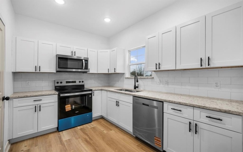 303 Meador, Moody, TX 76557, 3 Bedrooms Bedrooms, ,2 BathroomsBathrooms,Residential,For Sale,303 Meador,0,21075609