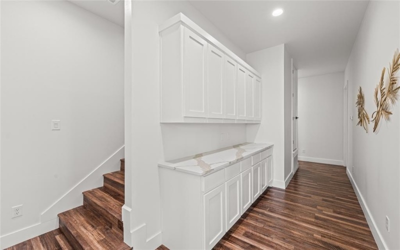 1021 Mobile Street, Dallas, TX 75208, 3 Bedrooms Bedrooms, ,3 BathroomsBathrooms,Residential,For Sale,1021 Mobile Street,0,21076963