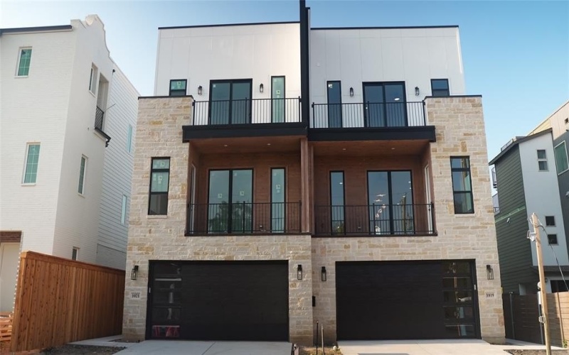 1021 Mobile Street, Dallas, TX 75208, 3 Bedrooms Bedrooms, ,3 BathroomsBathrooms,Residential,For Sale,1021 Mobile Street,0,21076963