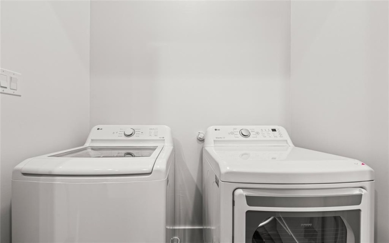 1021 Mobile Street, Dallas, TX 75208, 3 Bedrooms Bedrooms, ,3 BathroomsBathrooms,Residential,For Sale,1021 Mobile Street,0,21076963