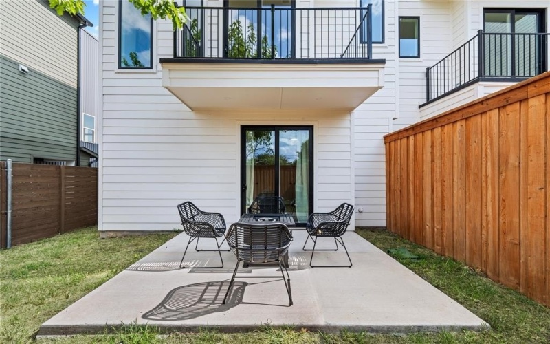 1021 Mobile Street, Dallas, TX 75208, 3 Bedrooms Bedrooms, ,3 BathroomsBathrooms,Residential,For Sale,1021 Mobile Street,0,21076963