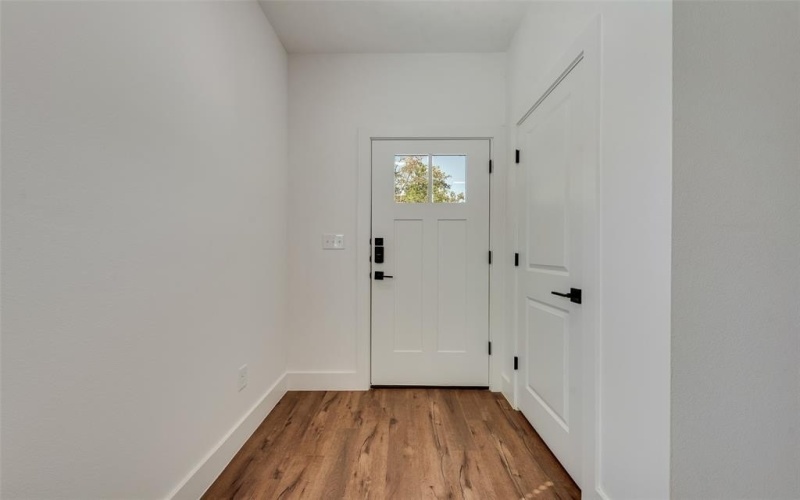 200 Pine Street, Bonham, TX 75418, 3 Bedrooms Bedrooms, ,2 BathroomsBathrooms,Residential,For Sale,200 Pine Street,0,21082919