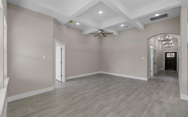 3025 Red Oak Drive, Granbury, TX 76048, 3 Bedrooms Bedrooms, ,2 BathroomsBathrooms,Residential,For Sale,3025 Red Oak Drive,0,21083783