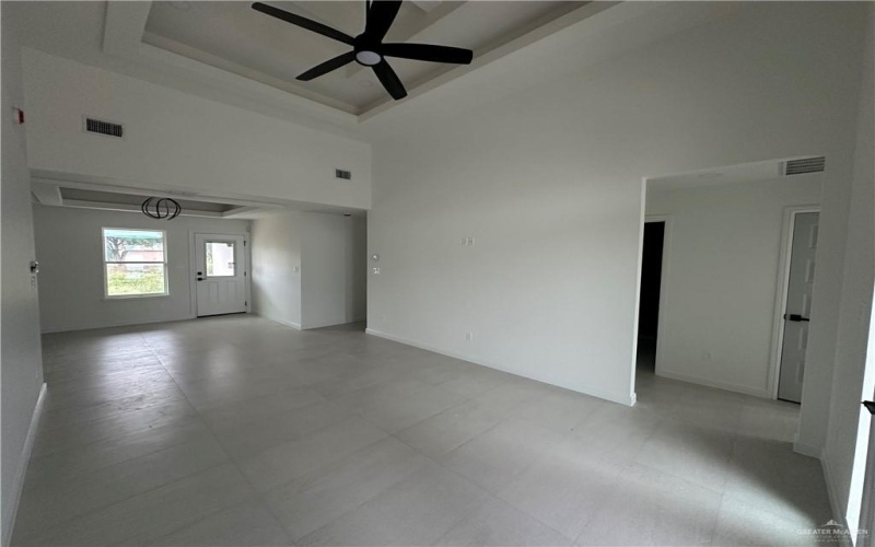 6050 Reymundo Street, Edinburg, TX 78542, 3 Habitaciones Habitaciones , ,2 BañosBaños,Residential,En Venta,6050 Reymundo Street,458436