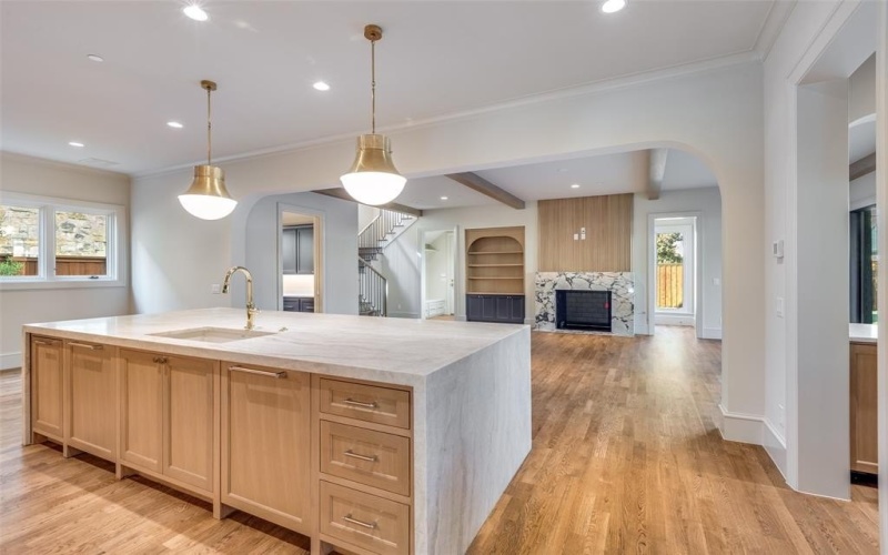 3408 Hanover Avenue, University Park, TX 75225, 5 Bedrooms Bedrooms, ,7 BathroomsBathrooms,Residential,For Sale,3408 Hanover Avenue,0,21084322
