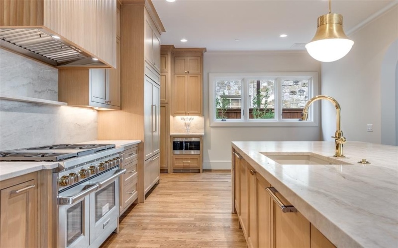 3408 Hanover Avenue, University Park, TX 75225, 5 Bedrooms Bedrooms, ,7 BathroomsBathrooms,Residential,For Sale,3408 Hanover Avenue,0,21084322