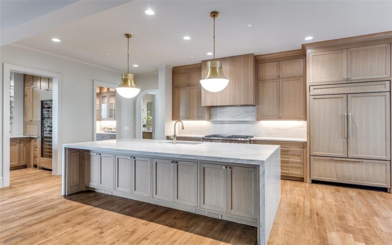 3408 Hanover Avenue, University Park, TX 75225, 5 Bedrooms Bedrooms, ,7 BathroomsBathrooms,Residential,For Sale,3408 Hanover Avenue,0,21084322