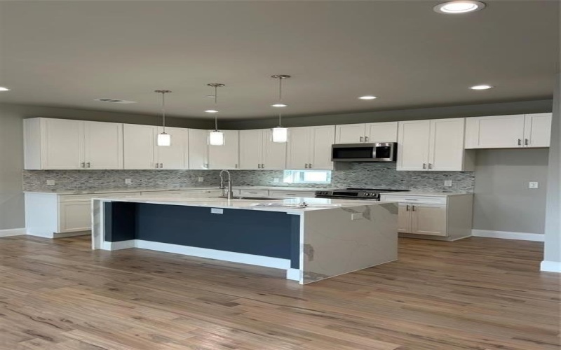 4401 Cabell Drive #103, Dallas, TX 75204, 2 Bedrooms Bedrooms, ,2 BathroomsBathrooms,Residential,For Sale,4401 Cabell Drive,0,21084557