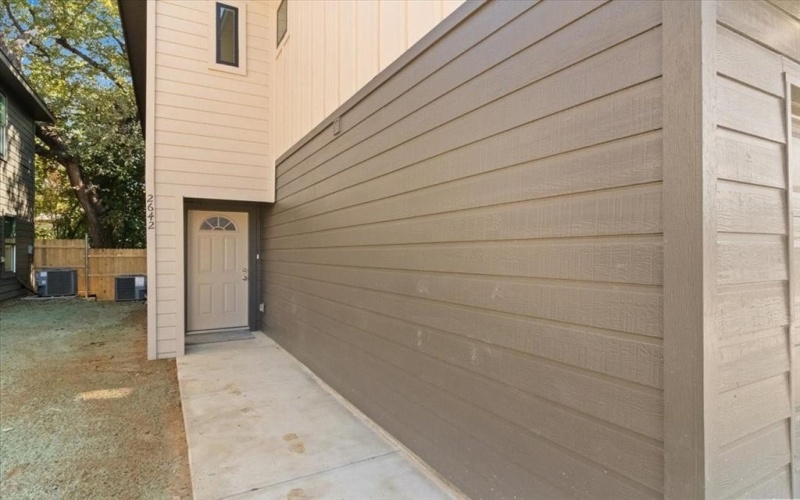 2640-2642 Hutchinson Street, Fort Worth, TX 76106, 6 Habitaciones Habitaciones , ,6 BañosBaños,Residential Multi Family,En Venta,2640-2642 Hutchinson Street,0,21084846