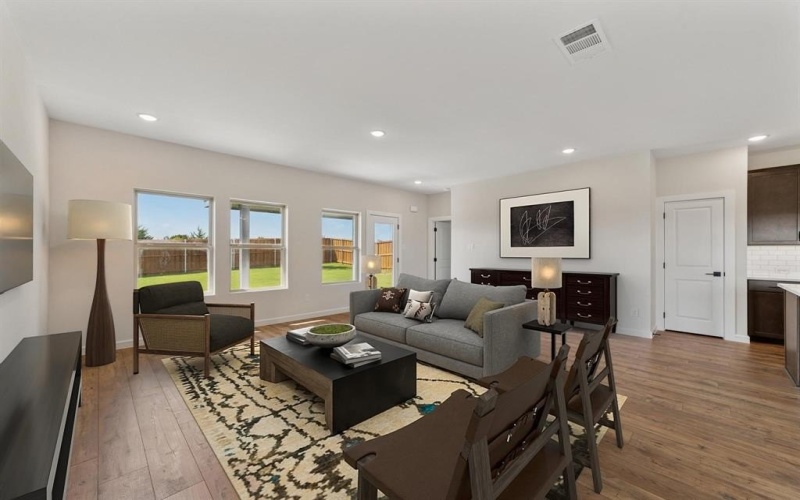 2217 Maple Ridge Drive, Van Alstyne, TX 75495, 5 Habitaciones Habitaciones , ,3 BañosBaños,Residential,En Venta,2217 Maple Ridge Drive,0,21085639