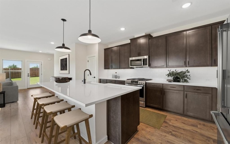 2217 Maple Ridge Drive, Van Alstyne, TX 75495, 5 Habitaciones Habitaciones , ,3 BañosBaños,Residential,En Venta,2217 Maple Ridge Drive,0,21085639