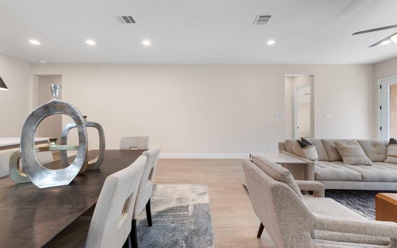 1711 Hillside Stroll Drive, Lavon, TX 75166, 4 Habitaciones Habitaciones , ,3 BañosBaños,Residential,En Venta,1711 Hillside Stroll Drive,0,21085738