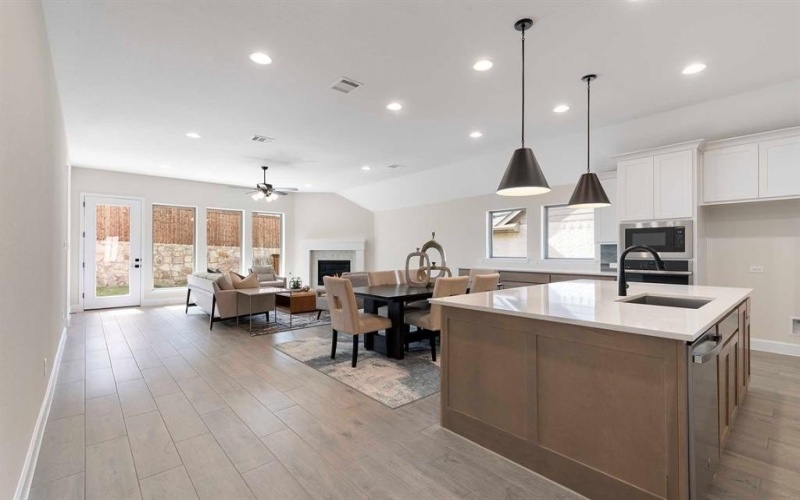 1711 Hillside Stroll Drive, Lavon, TX 75166, 4 Habitaciones Habitaciones , ,3 BañosBaños,Residential,En Venta,1711 Hillside Stroll Drive,0,21085738