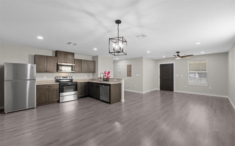 1600 N 11th Street, Waco, TX 76707, 6 Bedrooms Bedrooms, ,5 BathroomsBathrooms,Residential Multi Family,For Sale,1600 N 11th Street,0,21085815