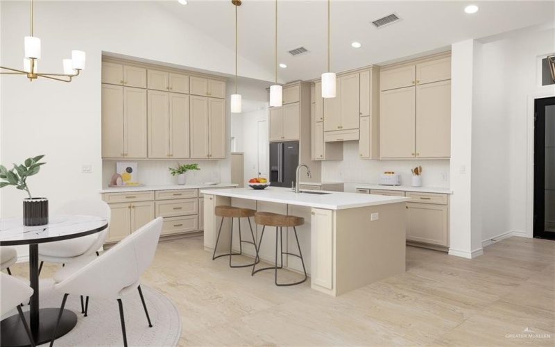 2712 E Burberry Drive, Edinburg, TX 78542, 4 Bedrooms Bedrooms, ,3 BathroomsBathrooms,Residential,For Sale,2712 E Burberry Drive,458651