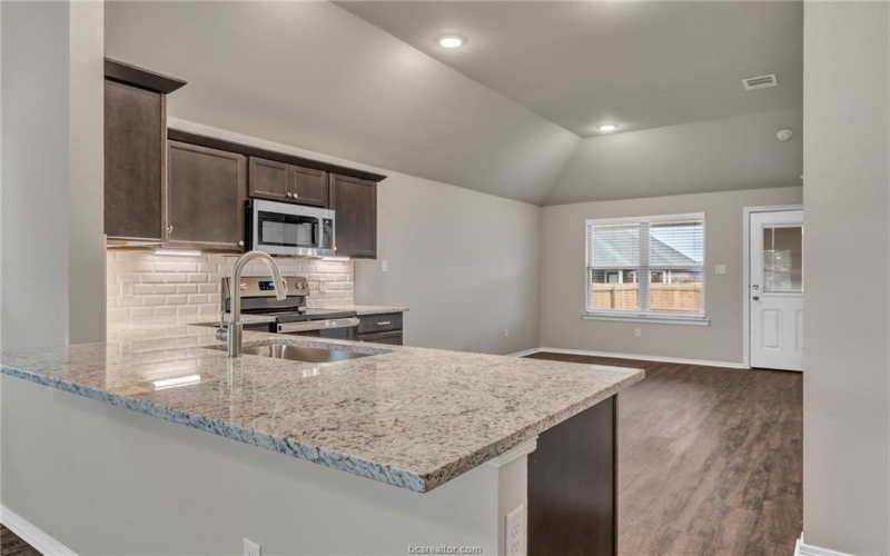 1236 High Street, Navasota, TX 77868, 3 Bedrooms Bedrooms, ,2 BathroomsBathrooms,Residential,For Sale,1236 High Street,0,25010666