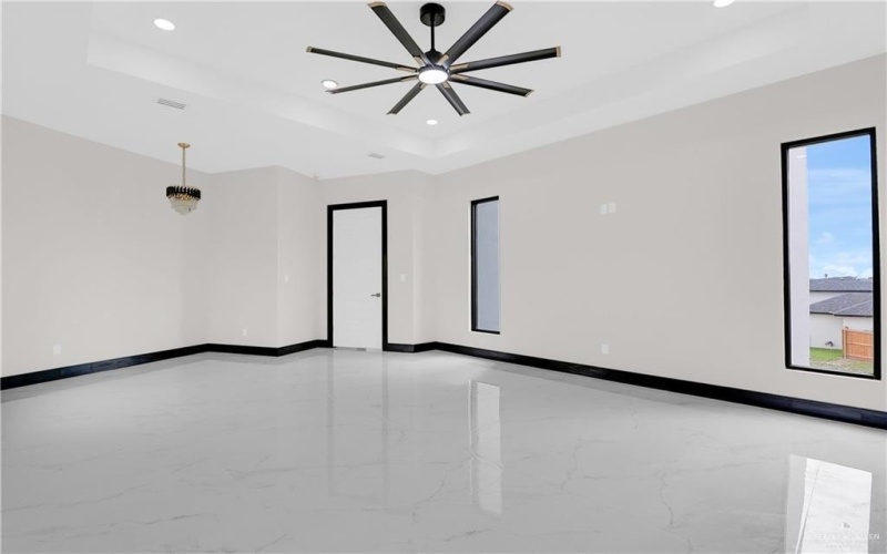 2801 E Zarzamora Avenue, Hidalgo, TX 78557, 4 Habitaciones Habitaciones , ,6 BañosBaños,Residential,En Venta,2801 E Zarzamora Avenue,0,483286