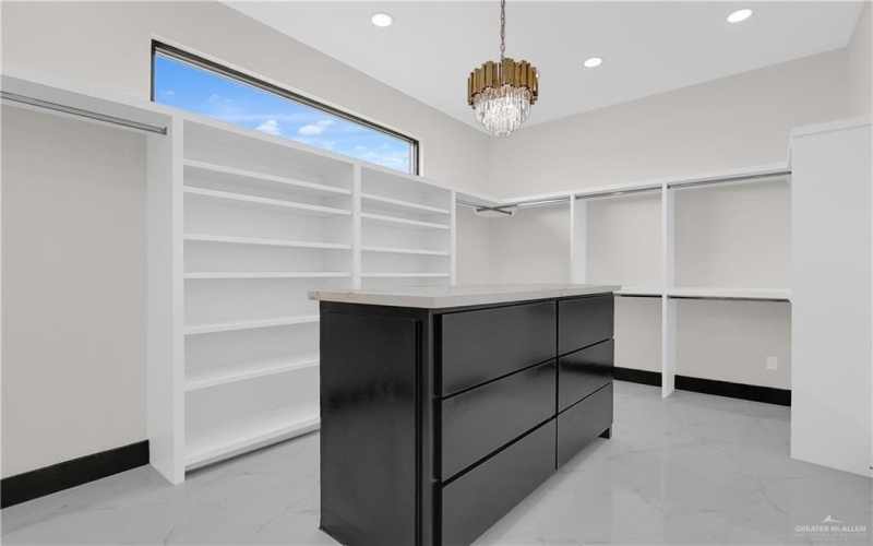 2801 E Zarzamora Avenue, Hidalgo, TX 78557, 4 Habitaciones Habitaciones , ,6 BañosBaños,Residential,En Venta,2801 E Zarzamora Avenue,0,483286