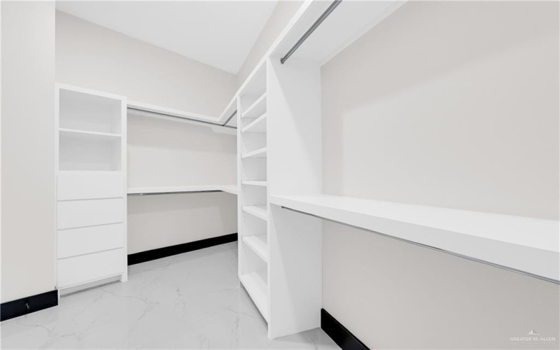 2801 E Zarzamora Avenue, Hidalgo, TX 78557, 4 Habitaciones Habitaciones , ,6 BañosBaños,Residential,En Venta,2801 E Zarzamora Avenue,0,483286