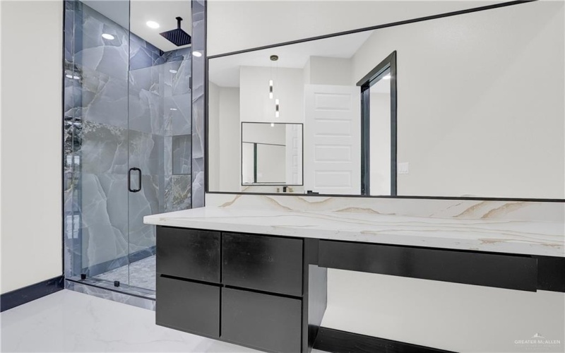 2801 E Zarzamora Avenue, Hidalgo, TX 78557, 4 Habitaciones Habitaciones , ,6 BañosBaños,Residential,En Venta,2801 E Zarzamora Avenue,0,483286