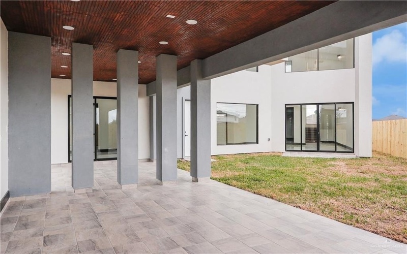 2801 E Zarzamora Avenue, Hidalgo, TX 78557, 4 Habitaciones Habitaciones , ,6 BañosBaños,Residential,En Venta,2801 E Zarzamora Avenue,0,483286