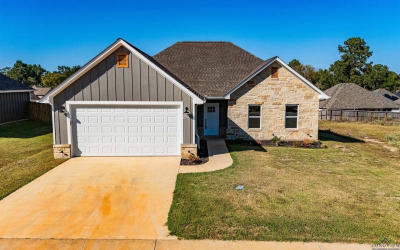 203 Toro Dr., Winona, TX 75792, 3 Habitaciones Habitaciones , ,2 BañosBaños,Residential,En Venta,203 Toro Dr.,0,20257026