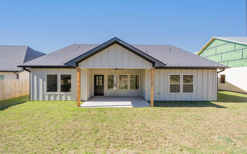 284 Ron Boyett, White Oak, TX 75693, 3 Bedrooms Bedrooms, ,2 BathroomsBathrooms,Residential,For Sale,284 Ron Boyett,0,20257038