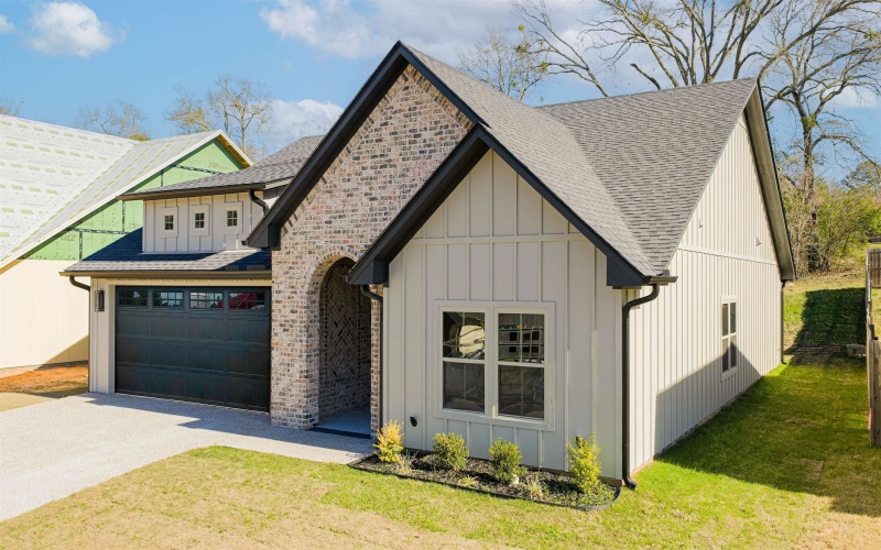 284 Ron Boyett, White Oak, TX 75693, 3 Bedrooms Bedrooms, ,2 BathroomsBathrooms,Residential,For Sale,284 Ron Boyett,0,20257038