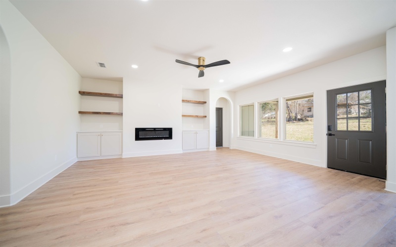 284 Ron Boyett, White Oak, TX 75693, 3 Bedrooms Bedrooms, ,2 BathroomsBathrooms,Residential,For Sale,284 Ron Boyett,0,20257038