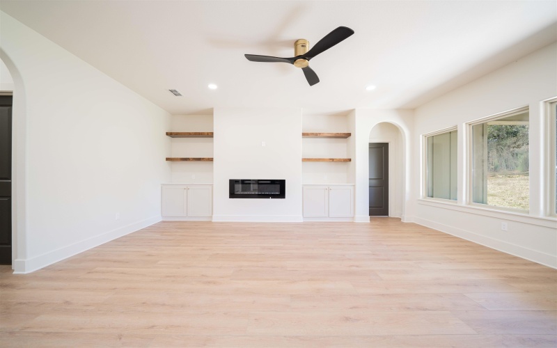 284 Ron Boyett, White Oak, TX 75693, 3 Bedrooms Bedrooms, ,2 BathroomsBathrooms,Residential,For Sale,284 Ron Boyett,0,20257038