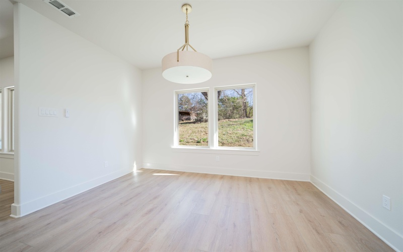 284 Ron Boyett, White Oak, TX 75693, 3 Bedrooms Bedrooms, ,2 BathroomsBathrooms,Residential,For Sale,284 Ron Boyett,0,20257038