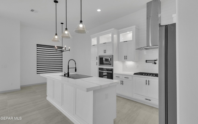 12848 FREDERICKSBERG Avenue, El Paso, TX 79928, 4 Bedrooms Bedrooms, ,1 BathroomBathrooms,Residential,For Sale,12848 FREDERICKSBERG Avenue,0,932027