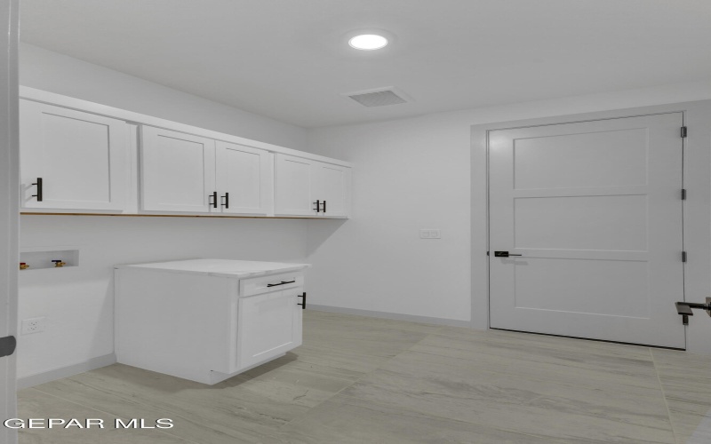 12848 FREDERICKSBERG Avenue, El Paso, TX 79928, 4 Bedrooms Bedrooms, ,1 BathroomBathrooms,Residential,For Sale,12848 FREDERICKSBERG Avenue,0,932027