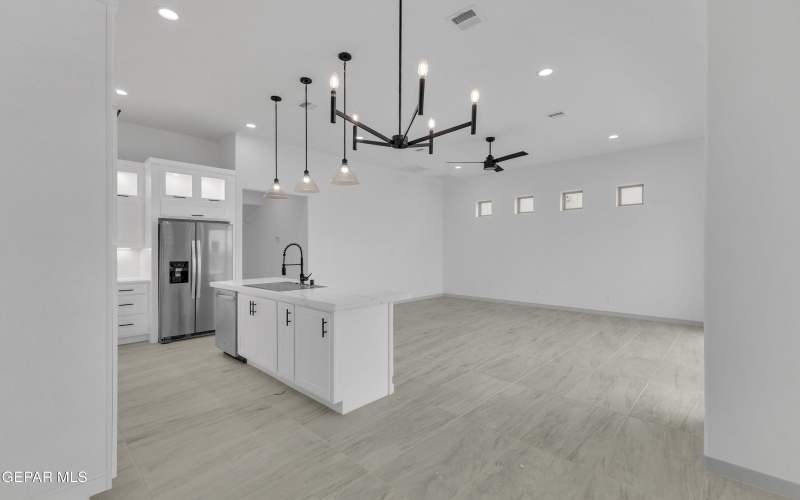 12848 FREDERICKSBERG Avenue, El Paso, TX 79928, 4 Bedrooms Bedrooms, ,1 BathroomBathrooms,Residential,For Sale,12848 FREDERICKSBERG Avenue,0,932027
