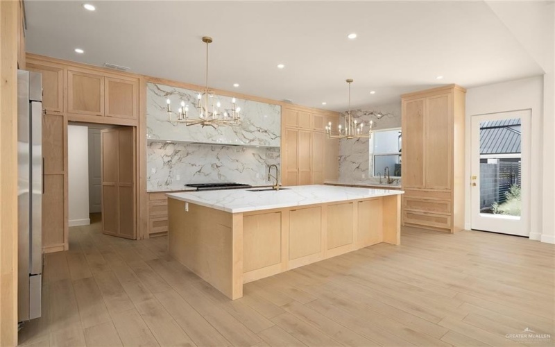 1215 E Chelsea Drive, Palmhurst, TX 78573, 3 Habitaciones Habitaciones , ,3 BañosBaños,Residential,En Venta,1215 E Chelsea Drive,0,483345