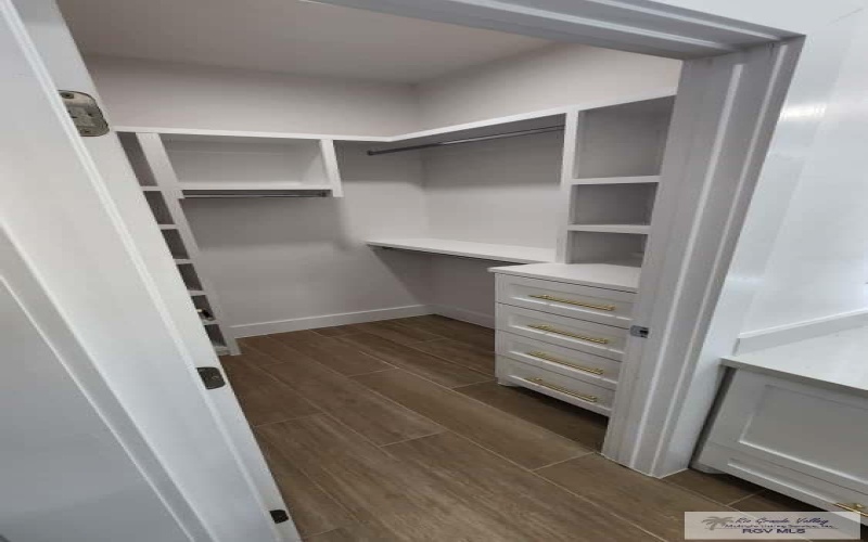 170 TAMARINDO LN., BROWNSVILLE, TX 78521, 3 Habitaciones Habitaciones , ,2 BañosBaños,Residential,En Venta,170 TAMARINDO LN.,0,29769268