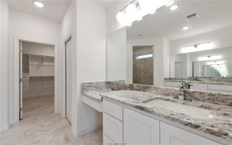 2901 Bombay Court, Bryan, TX 77808, 4 Bedrooms Bedrooms, ,3 BathroomsBathrooms,Residential,For Sale,2901 Bombay Court,0,25001552